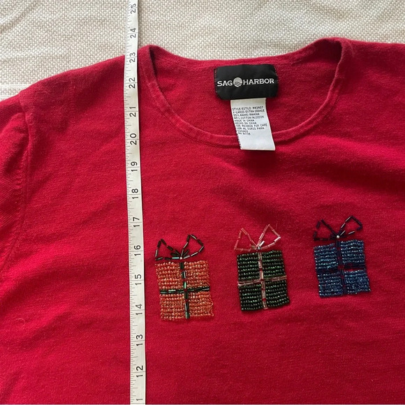Sag Harbor Christmas Sweater - Picture 9 of 9